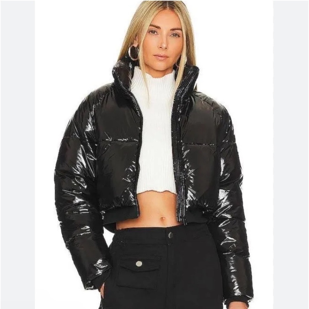 NWT Blank NYC Cold Lover Crop Puffer Jacket Size Large